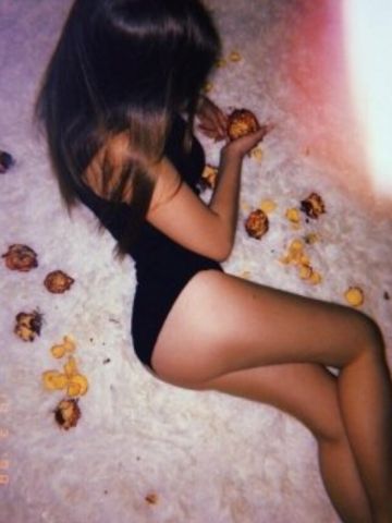 Изабелла Сексуальная Студентка